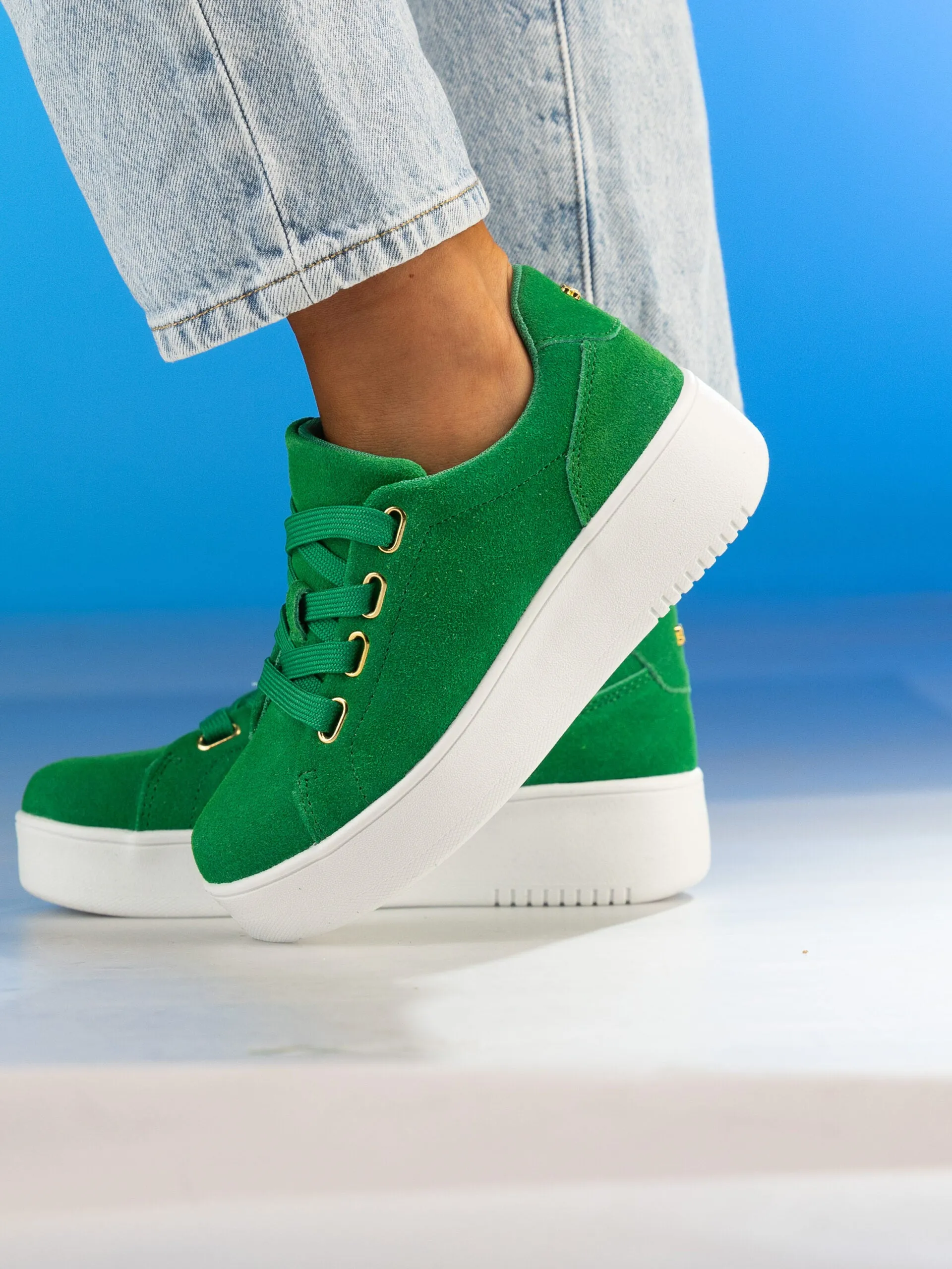 Avanti - Green Suede