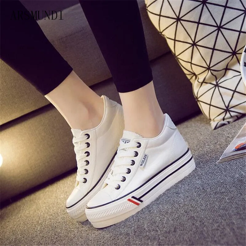 Classy Platform Canvas Sneaker