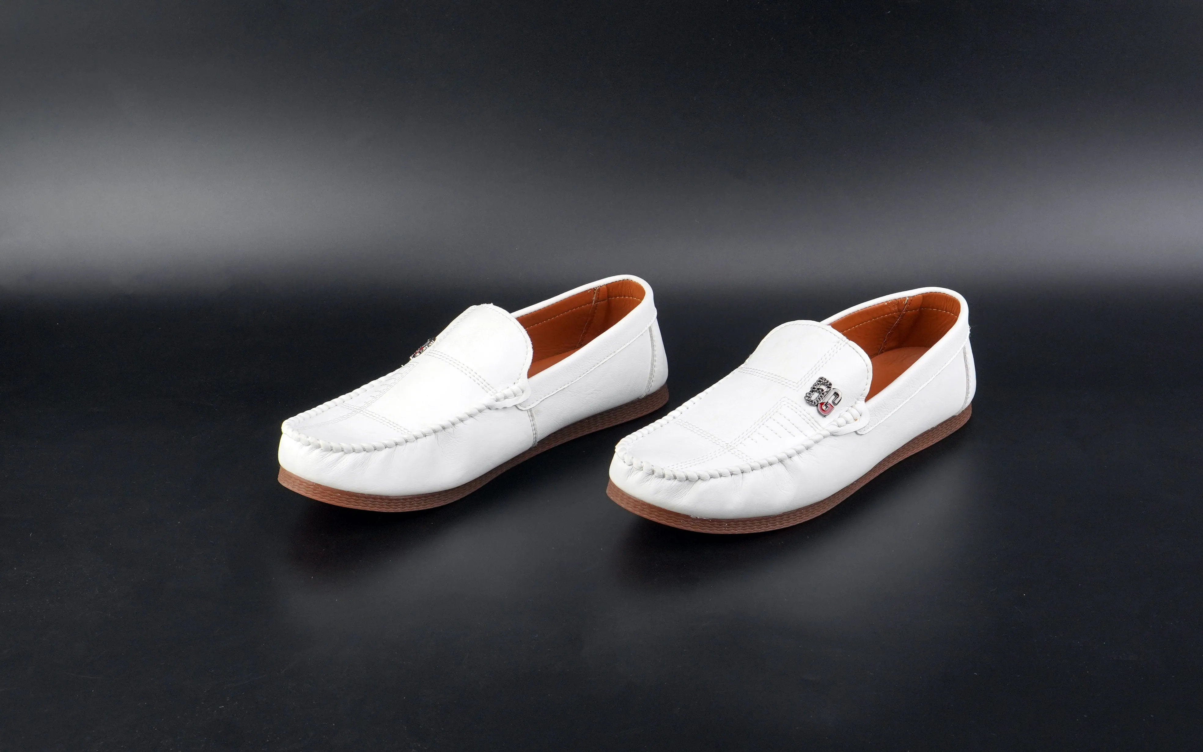 Summer White Classy loafers for men