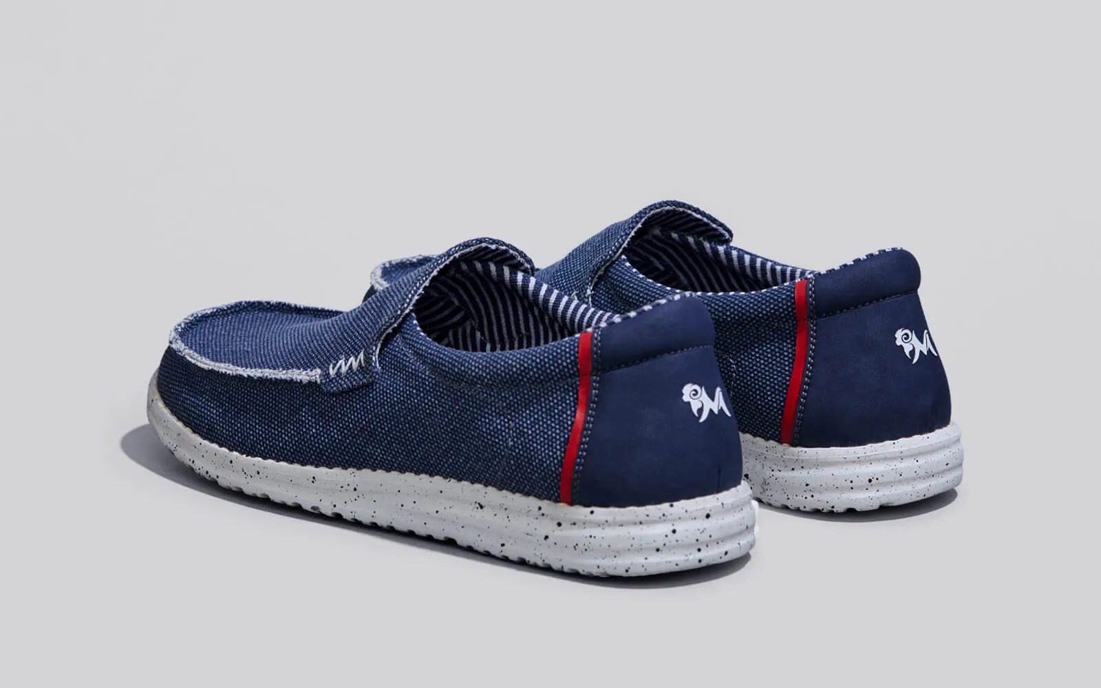 The Wanderers Slip Ons : Navy