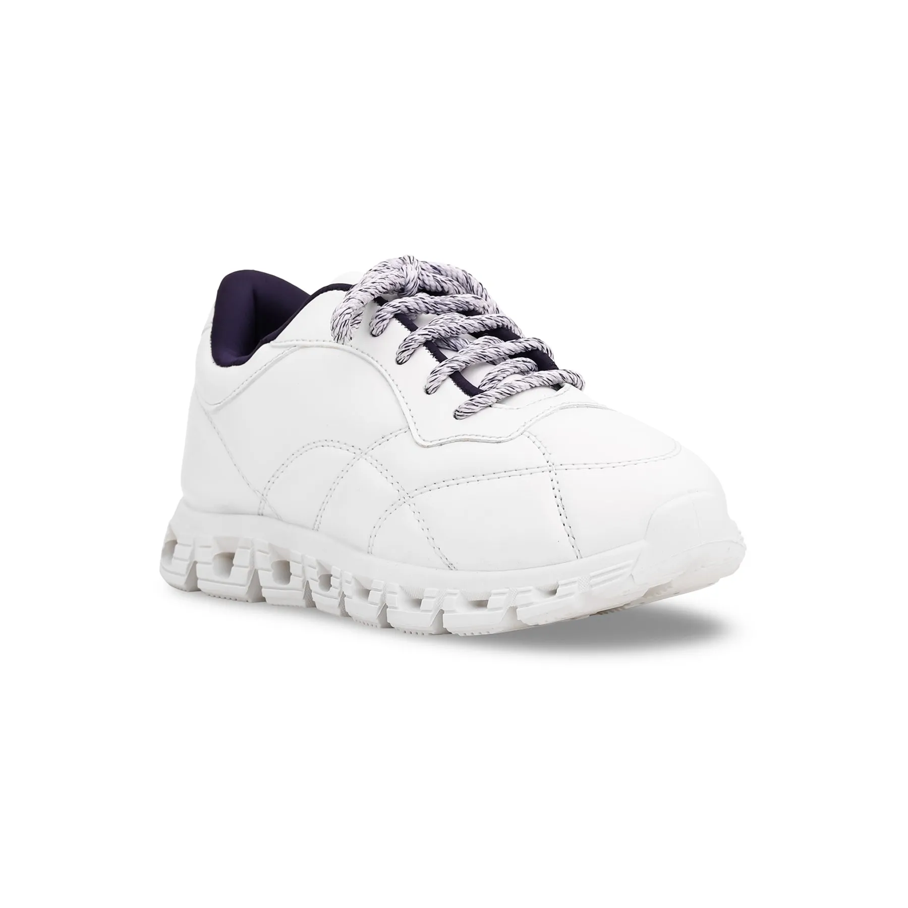 Women White Sneaker AT7318